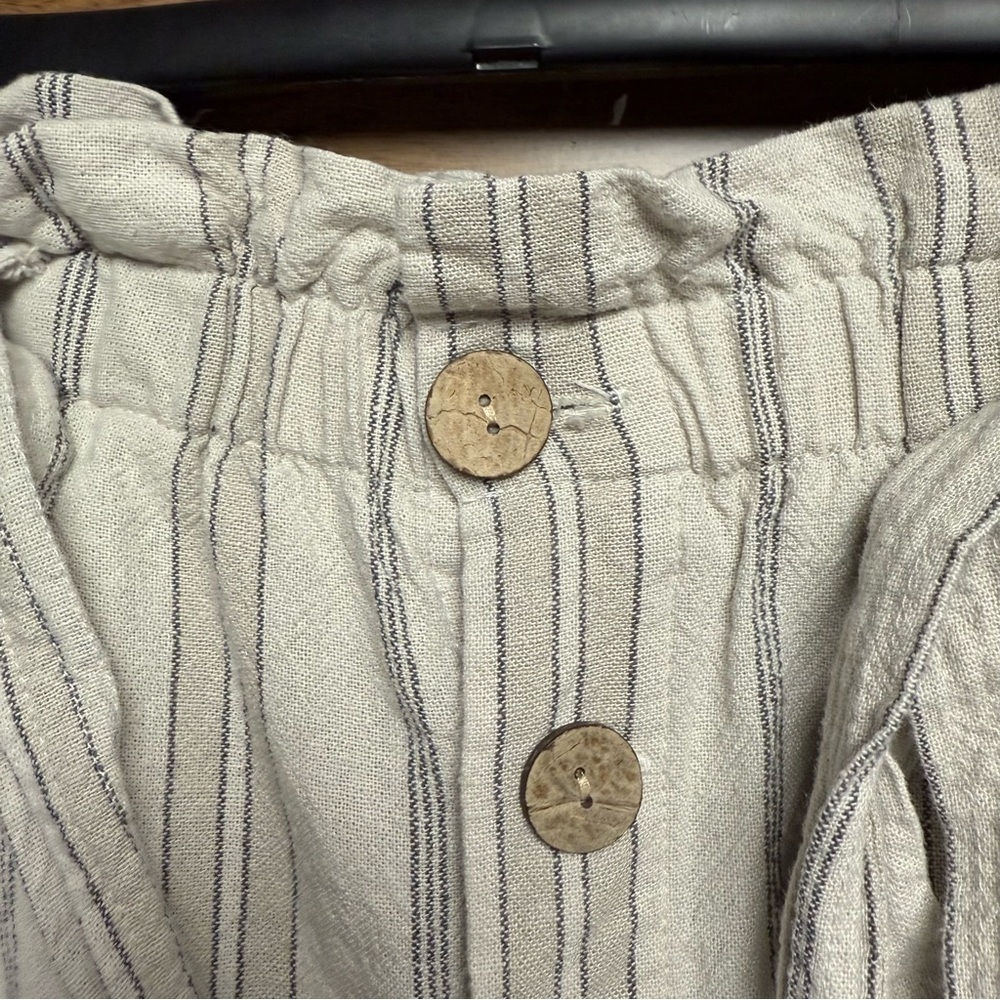 Daytrip size large Cream Mini Skirt with Tie Front for Casual Resort Wear - Picture 7 of 7